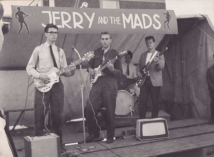Jerry and the Mads (Ed staat rechts)