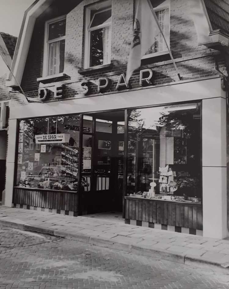 Spar Schutstraat 60-er jaren vorige eeuw
